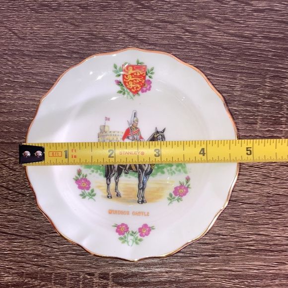 Duchess Bone China Trinket Plate Windsor Castle - Picture 5 of 6